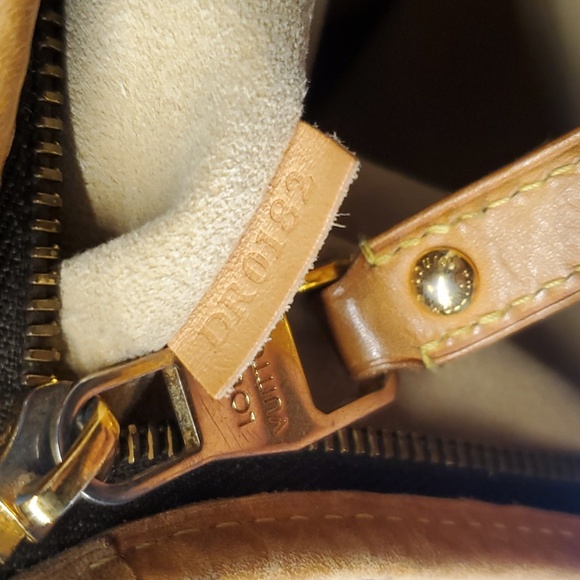 Louis Vuitton Brown and Tan Shoulder Bag - Picture 11 of 12